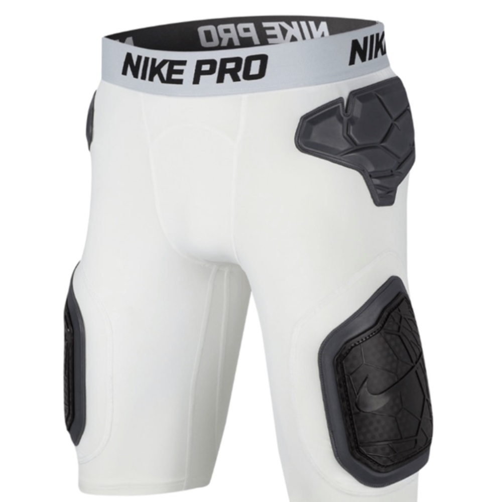 Nike
PRO HYPERSTRONG FOOTBALL Shorts